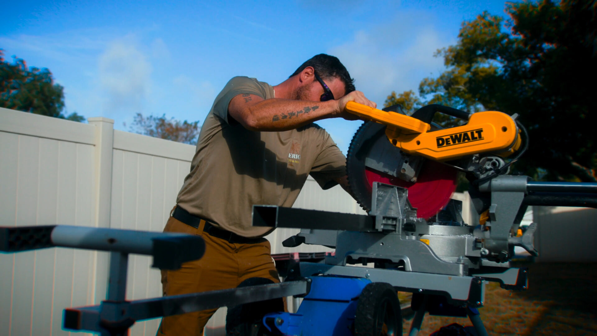 cutting aluminum for screen enclosure repairs