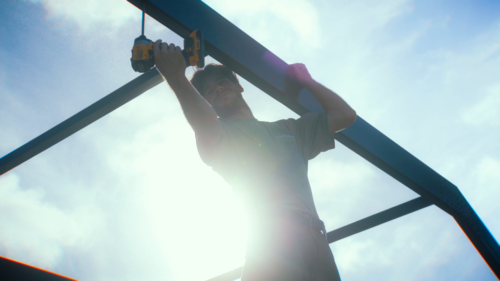 repairing screen enclosure